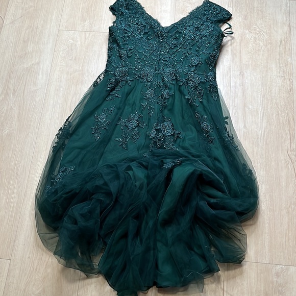 LA FEMME Embellished Tulle & Lace A-Line Gown, COLOR Dark Emerald, SIZE 14 - Picture 5 of 9